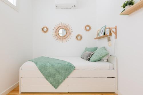 Quiet Graça 2-BR near the Iconic Tram 28 by NestAtLisbon