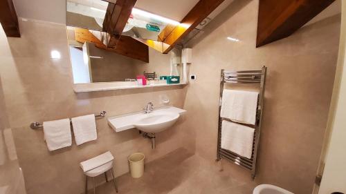 Ванная комната в Residence L'Ulivo