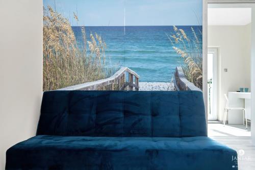 グジボボにあるAPARTAMENTY KLARA by Jantar Apartamenty Kołobrzegのギャラリーの写真