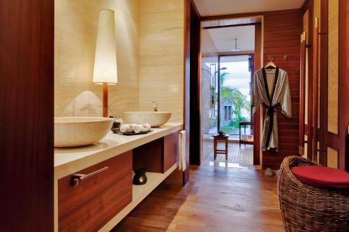 Ванная комната в Le Jadis Beach Resort & Wellness - Managed by Banyan Tree Hotels & Resorts