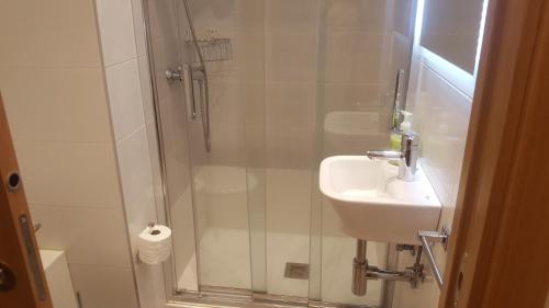 Kúpeľňa v ubytovaní Apartamento Amplio y Central a pie de Playa la Concha
