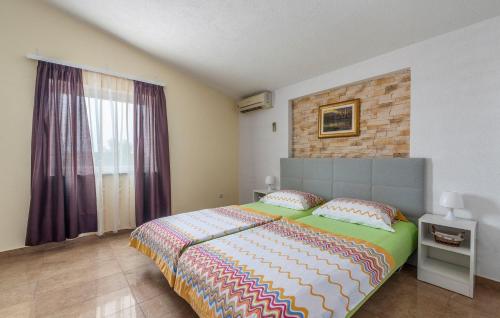 Ένα ή περισσότερα κρεβάτια σε δωμάτιο στο Apartment Complex Villa Visnjan with Pool