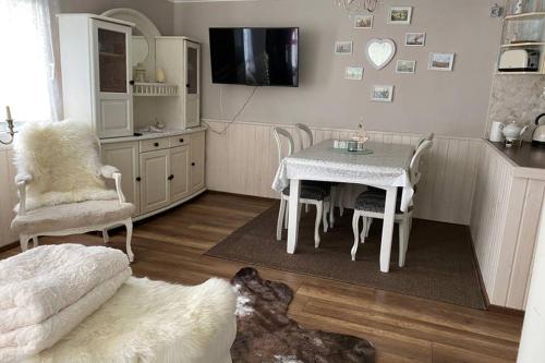 Kuchyň nebo kuchyňský kout v ubytování Ferienhaus Butterblume