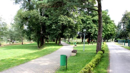 Un jardín fuera de RabaPark- Domki Pod Krakowem