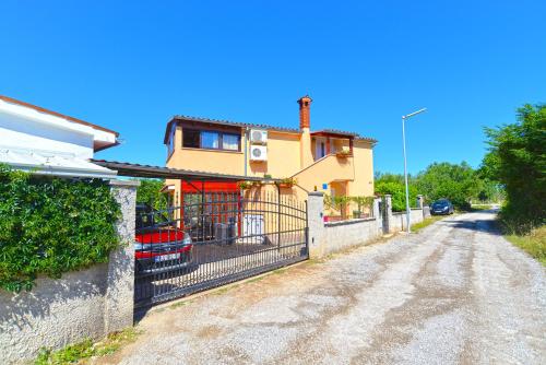 Apartment Sandro 2210