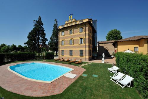 Gallery image of Hotel Villa Liberty in Pontecurone