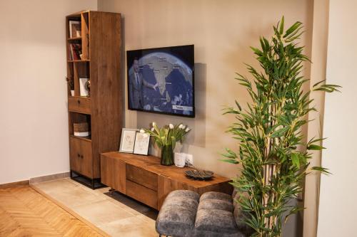 Central Comfy Modern Flat 2 bedrooms 2 bathrooms