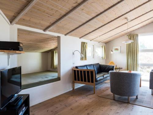 Posezení v ubytování Holiday home Blåvand CCXV