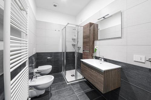 Ein Badezimmer in der Unterkunft Como City Home
