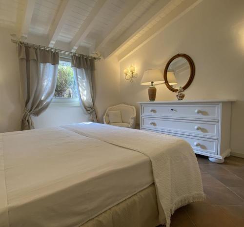 Gallery image of Appartamento Gli Oleandri 138 - Costa Smeralda-Porto Cervo in Liscia di Vacca