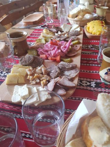 Φαγητό σε αυτός ο ξενώνας ή κάπου εκεί κοντά