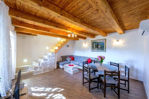 Ruang duduk di Hillside Paradise next to Dubrovnik