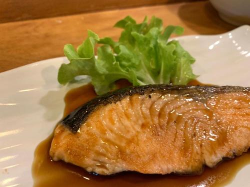 Mad på lejlighedshotellet eller i nærheden