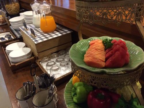 Mad på lejlighedshotellet eller i nærheden