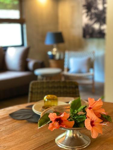 Posezení v ubytování ADAN RESORT HANALI village sesokojima