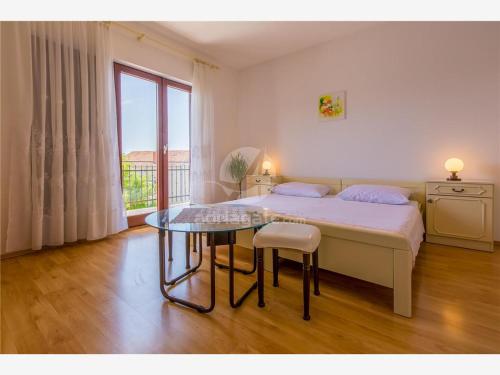 Gallery image of Apartments Dora in Selce