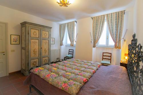 Gallery image of Bel Faggio Rosso apartment in Menaggio