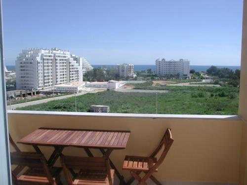 Luxury quiet apartment with private pool near the beach and mountains in Algarve