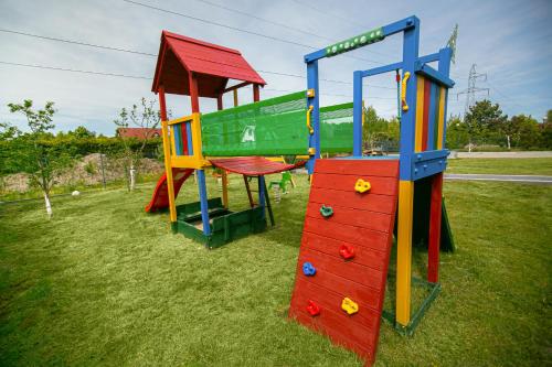 Area giochi per bambini di Domki z klimatem