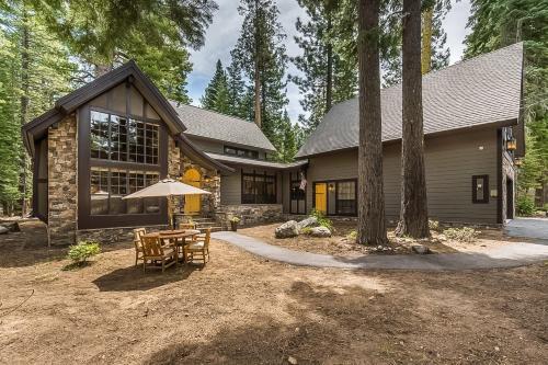 Tahoma Magic