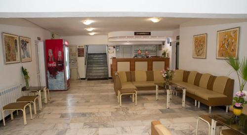 Lobby alebo recepcia v ubytovaní Tourist center Momina Krepost