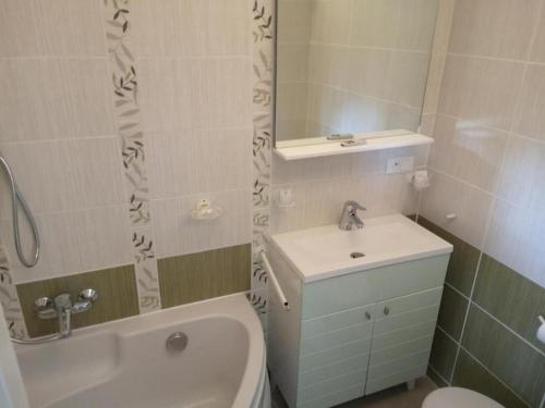 Ένα μπάνιο στο Chambre d'hôte Saint Rémy