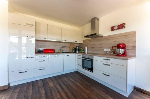 Dapur atau dapur kecil di Altes Forsthaus - Ferienwohnung im Obergeschoss
