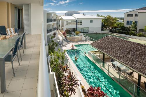 Kolam renang di atau dekat dengan Coolum Seaside Apartments