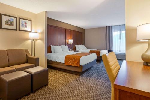 Gallery image of Comfort Suites South Haven near I-96 in South Haven