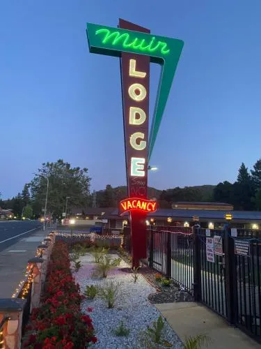 Muir Lodge Motel in Concord