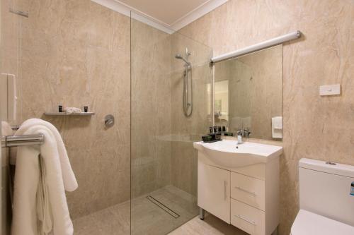 صورة لـ The Belmore Apartments Hotel في ولونغونغ