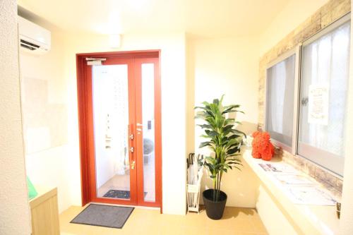 Ένα μπάνιο στο Condominium Felicita Naha