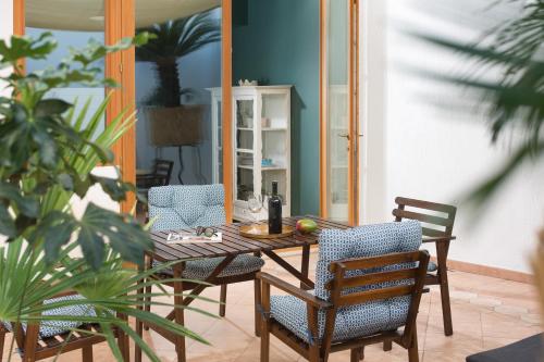 Apartments & Rooms Carera 6