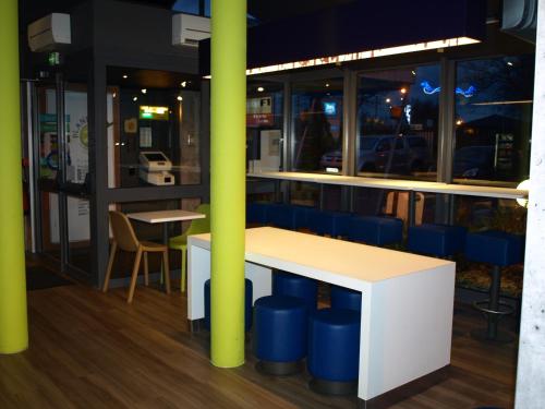 Restoran atau tempat lain untuk makan di Ibis budget Dunkerque Grande Synthe