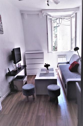 Magnifique studio coeur Vieil Antibes