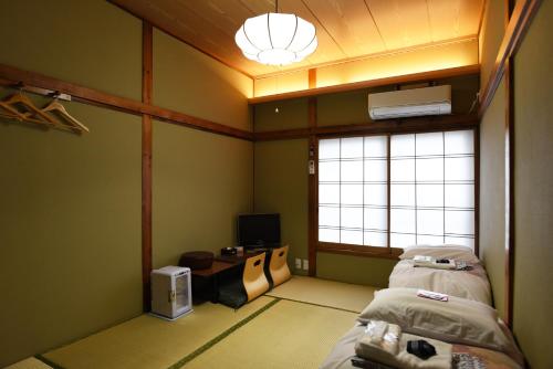 Gallery image of Ryokan Sansuiso in Tokyo