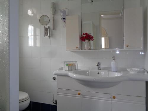 Bagno di Porto Scoutari Romantic Hotel