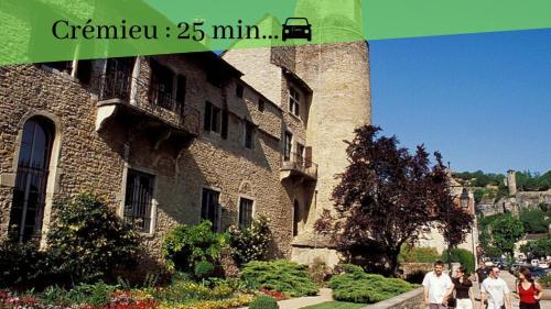 Fotografie z fotogalerie ubytování Appart'Hôtel Bugey v destinaci Sainte-Julie