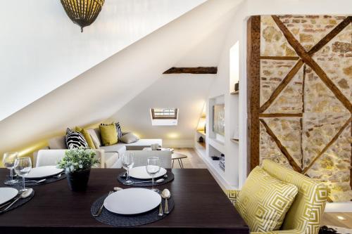 WHome | Madalena Downtown Luxury Duplex
