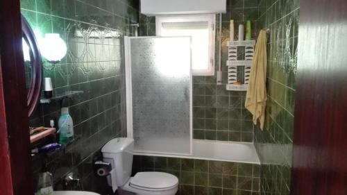 Koupelna v ubytování Ático PEÑISCOLA HOME VT-40139-CS ETXIELACASA