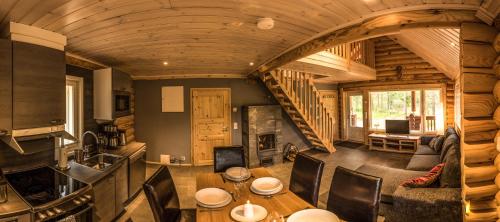 Χώρος καθιστικού στο Lampiranta Log cabin