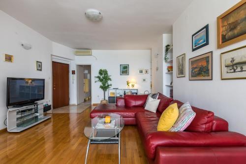 5th FLOOR Apartment- Harborview