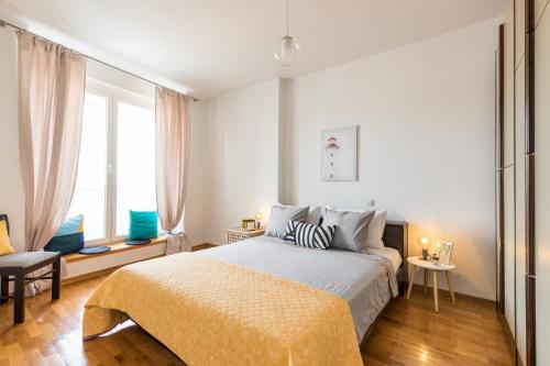 5th FLOOR Apartment- Harborview