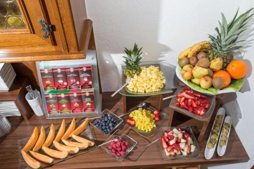Makanan di atau berdekatan hotel
