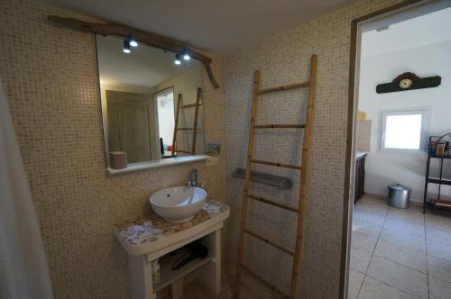 Phòng tắm tại Le Mas des Trémaïé