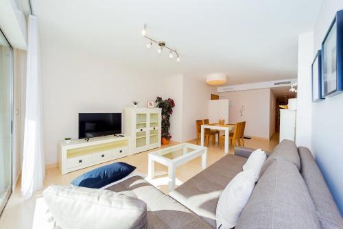 Шикарная квартира на первой линии -Luxury apartment on the first line sea photo 6