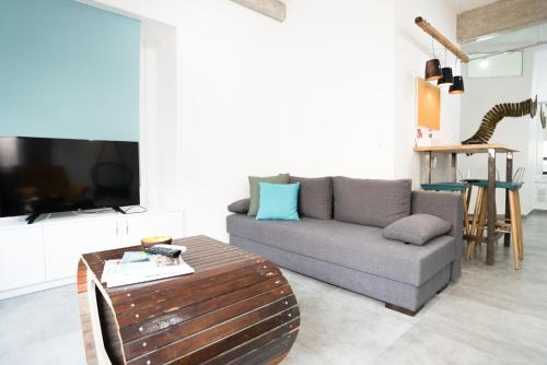 Na'maste Apartments