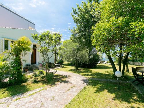 Holiday Home Nona by Interhome