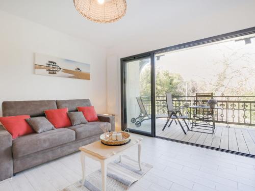 Studio Les Jardins d'Eyrac-2 by Interhome