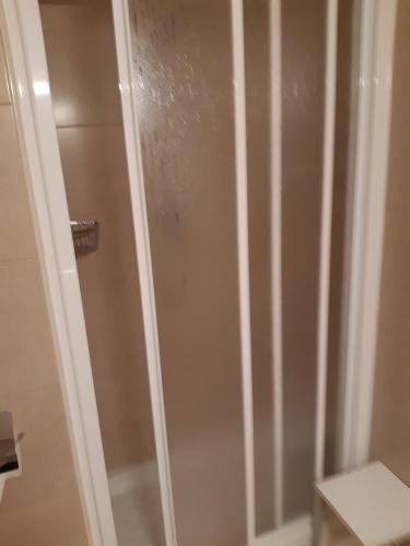 Un baño de Hotel Condestable